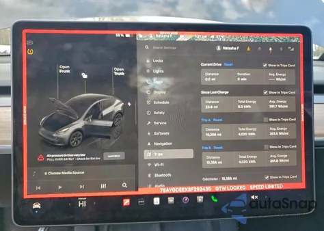 2025 Tesla Model Y from USA, damaged, VIN 7SAYGDEEXSF292435